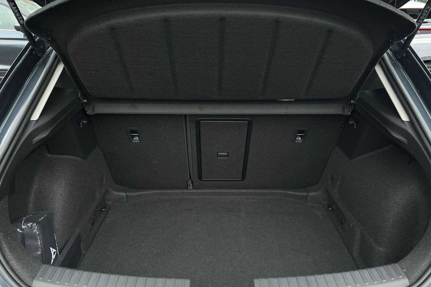 Cupra Leon NF V1 Design Edition 1.5 eTSI EVO AFV 150PS DSG