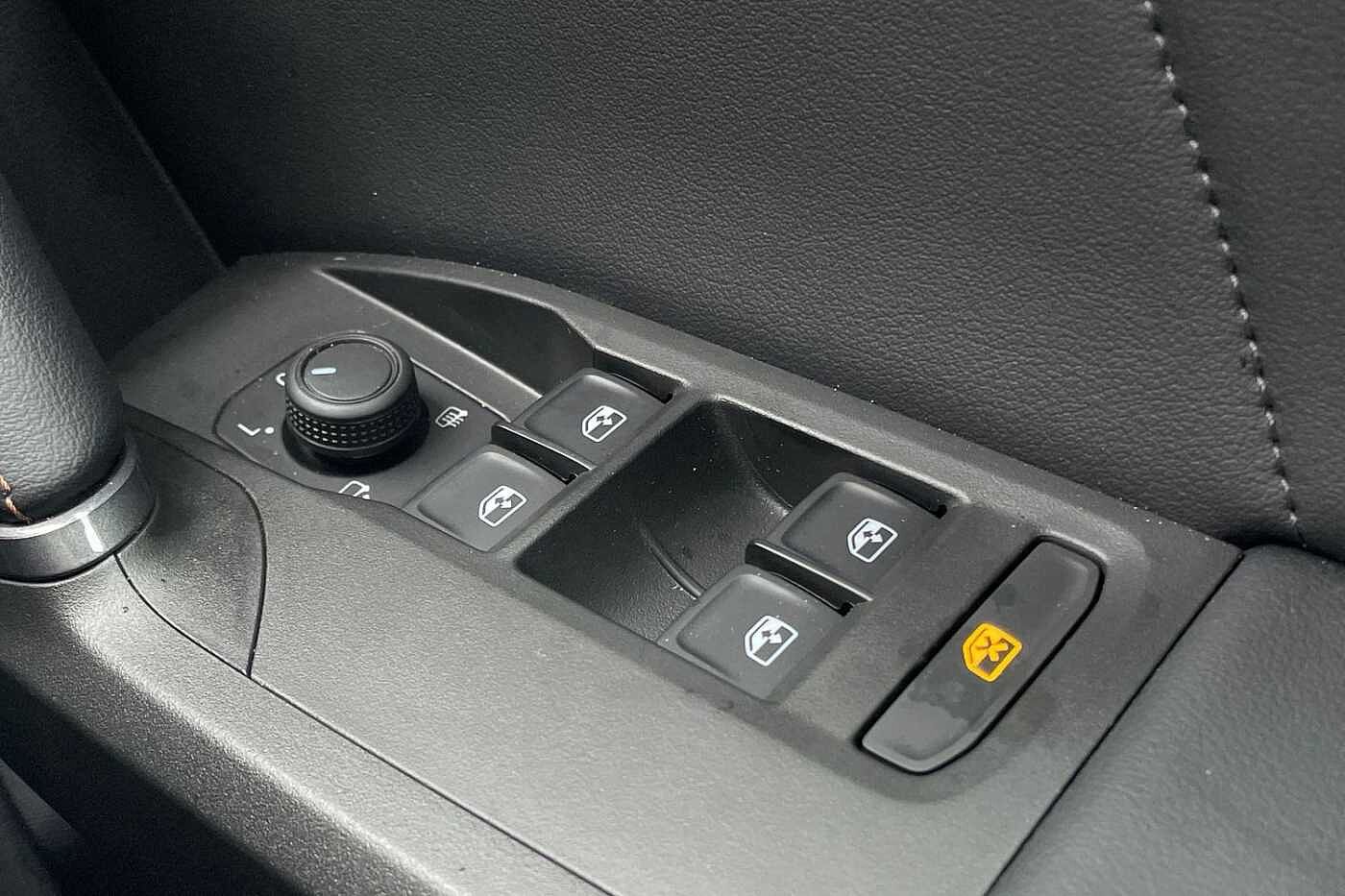Cupra Leon NF V1 Design Edition 1.5 eTSI EVO AFV 150PS DSG