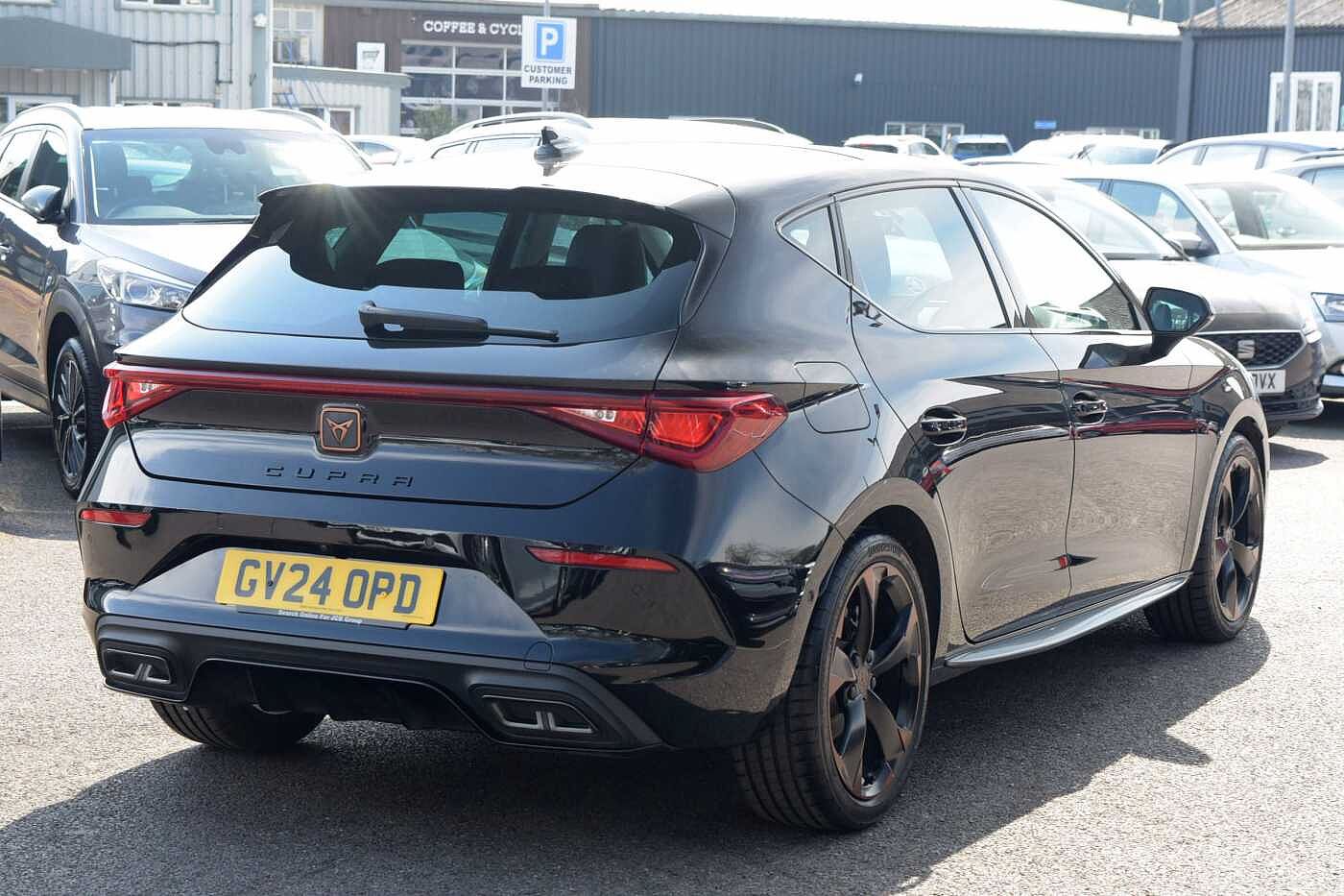 Cupra Leon NF V1 Design Edition 1.5 eTSI EVO AFV 150PS DSG