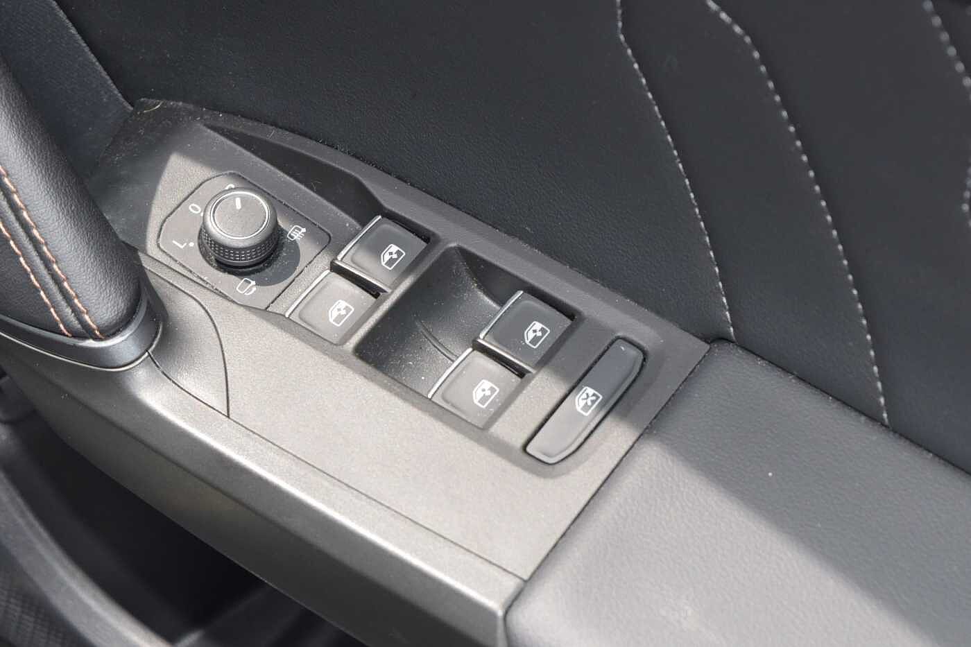 Cupra Leon NF Estate VZ3 1.4 e-HYBRID 245PS AFV 6 Speed DSG